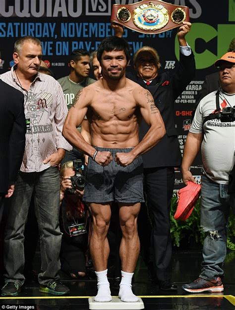 manny pacquiao height and weight.